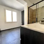 Hébergement de vacances Maison Bleue ※ *